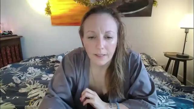 Image 4 of alice8363 Stream on Chaturbate on 16 days ago