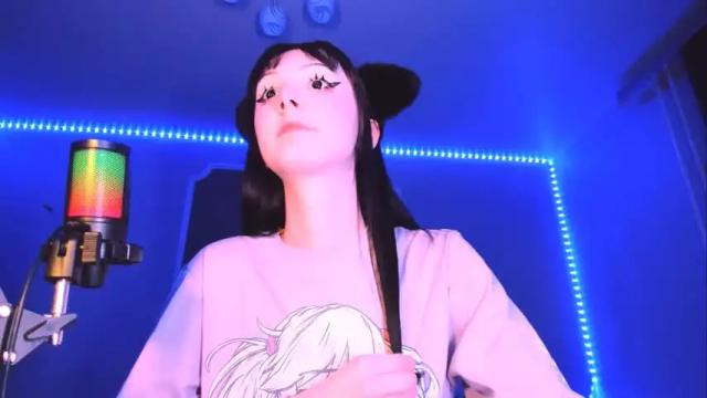 Image 4 of alice__aris Stream on Chaturbate on 12 months ago