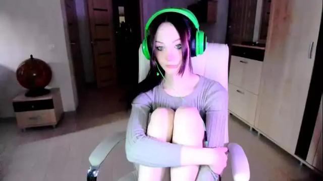 Image 2 of alice__aris Stream on Chaturbate on 21 days ago