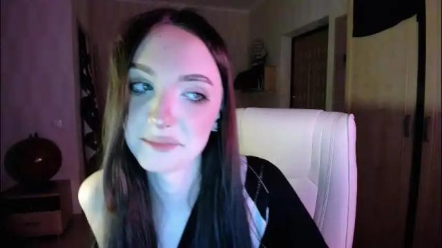 Image 4 of alice__aris Stream on Chaturbate on 4 months ago