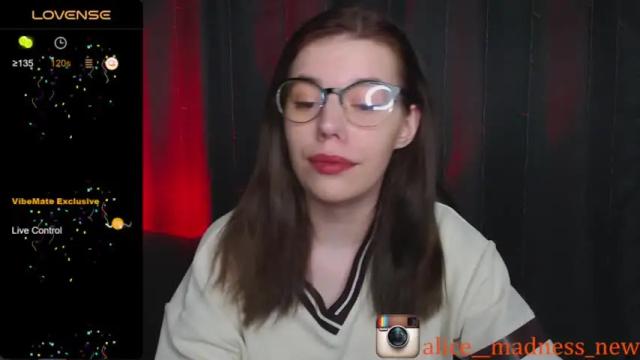 Image 12 of alice__madness Stream on Chaturbate on 15 months ago