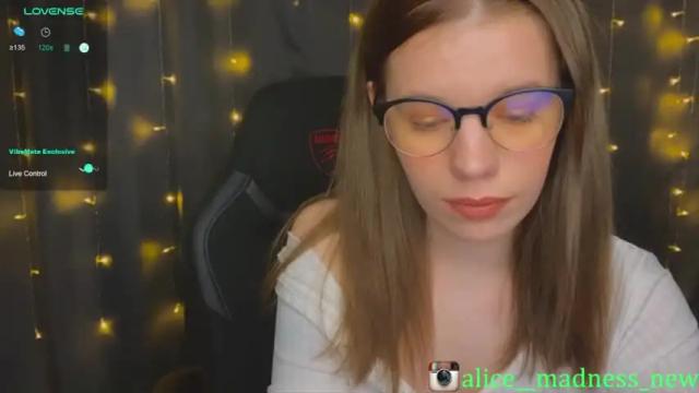 Image 11 of alice__madness Stream on Chaturbate on 14 months ago