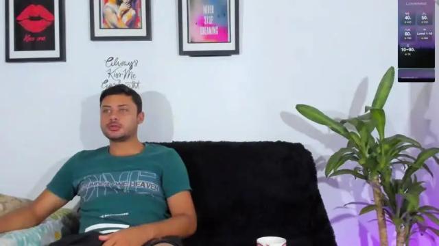 Image 3 of alice_and_mateo Stream on Chaturbate on 16 months ago