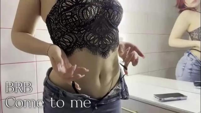 Image 3 of alice_bess Stream on Chaturbate on 4 months ago