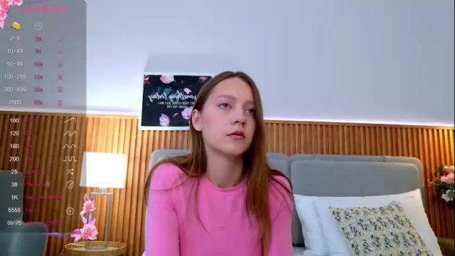 Image 3 of alice_charmy Stream on Chaturbate on 2 months ago