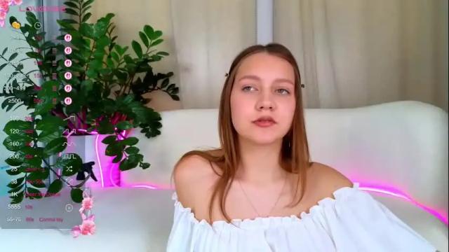 Image 7 of alice_charmy Stream on Chaturbate on 2 months ago