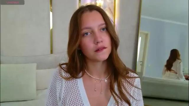 Image 10 of alice_charmy Stream on Chaturbate on 5 months ago