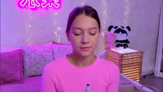 Image 2 of alice_charmy Stream on Chaturbate on 4 months ago