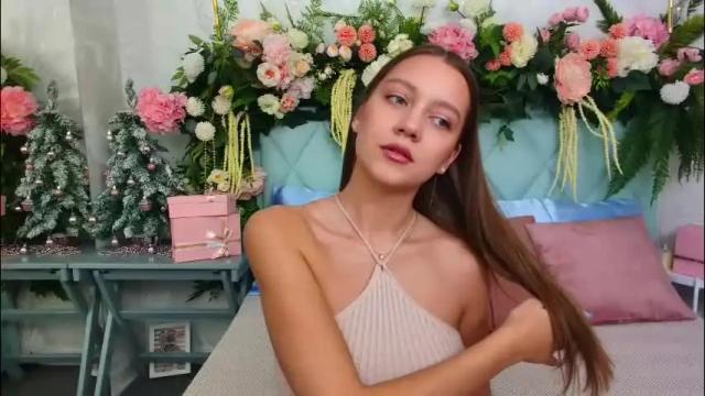 Image 12 of alice_charmy Stream on Chaturbate on 1 month ago