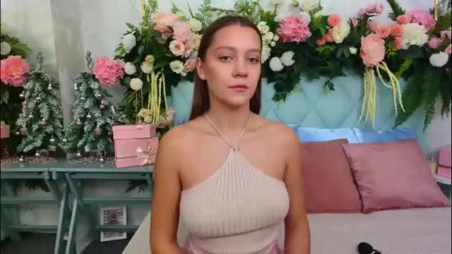 Image 4 of alice_charmy Stream on Chaturbate on 1 month ago