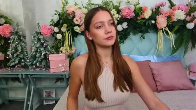 Image 6 of alice_charmy Stream on Chaturbate on 1 month ago