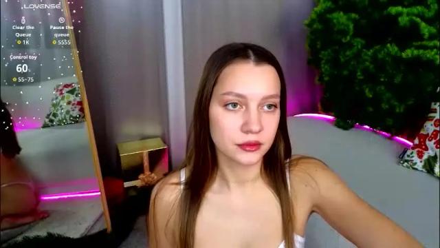 Image 3 of alice_charmy Stream on Chaturbate on 1 month ago