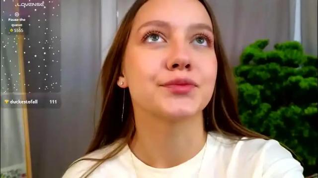 Image 6 of alice_charmy Stream on Chaturbate on 24 days ago