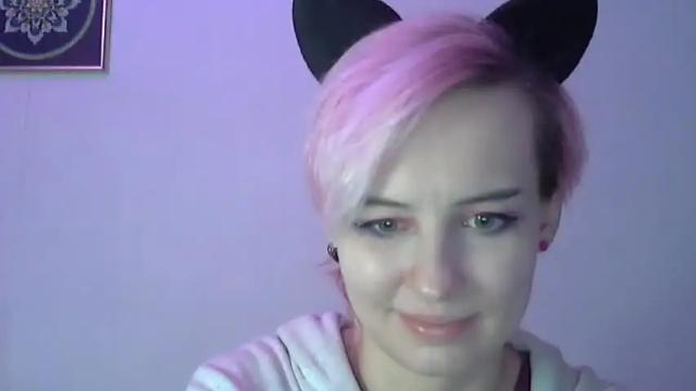 Image 3 of alice_citrus_notes Stream on Chaturbate on 20 months ago