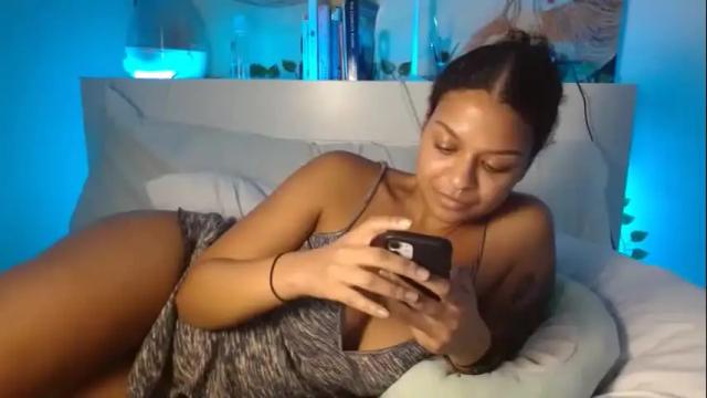 Image 3 of alice_erotica Stream on Chaturbate on 18 months ago
