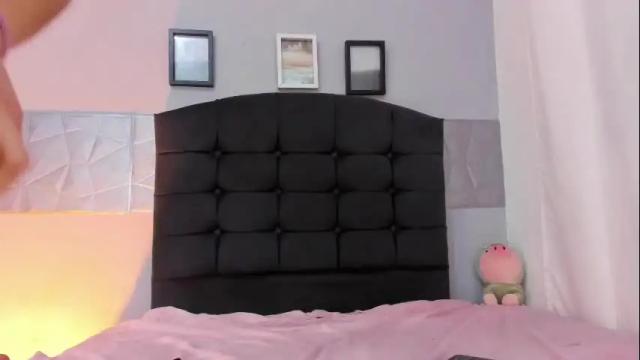 Image 8 of alice_evans_lov Stream on Chaturbate on 2 months ago