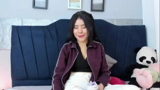 Image 10 of alice_evans_lov Stream on Chaturbate on 5 days ago