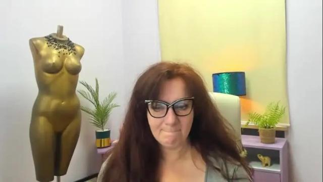 Image 3 of alice_extasy Stream on Chaturbate on 1 month ago