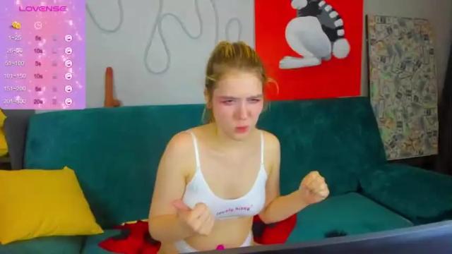 Image 12 of alice_gode Stream on Chaturbate on 18 months ago
