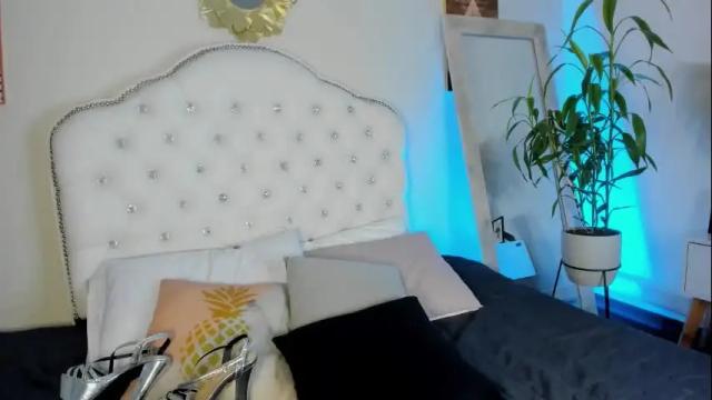 Image 7 of alice_graay_ Stream on Chaturbate on 4 months ago