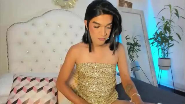 Image 10 of alice_graay_ Stream on Chaturbate on 3 months ago