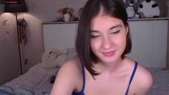 Image 4 of alice_love_fuck Stream on Chaturbate on 13 months ago