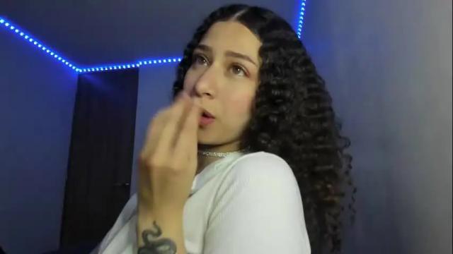 Image 10 of alice_martinez_ Stream on Chaturbate on 1 month ago
