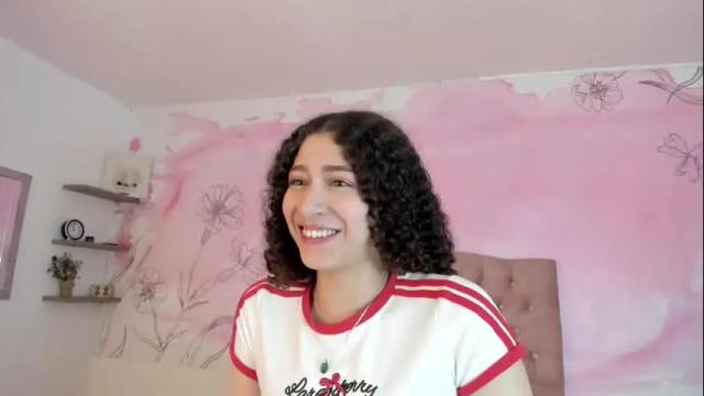 Image 8 of alice_martinez_ Stream on Chaturbate on 1 month ago
