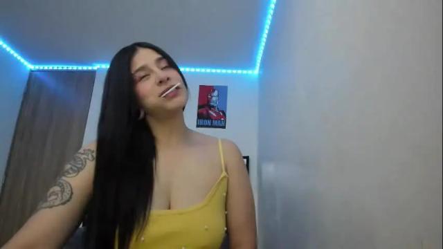 Image 2 of alice_martinez_ Stream on Chaturbate on 28 days ago