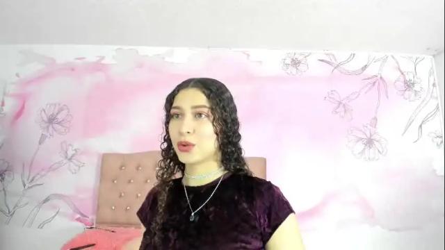 Image 3 of alice_martinez_ Stream on Chaturbate on 17 days ago