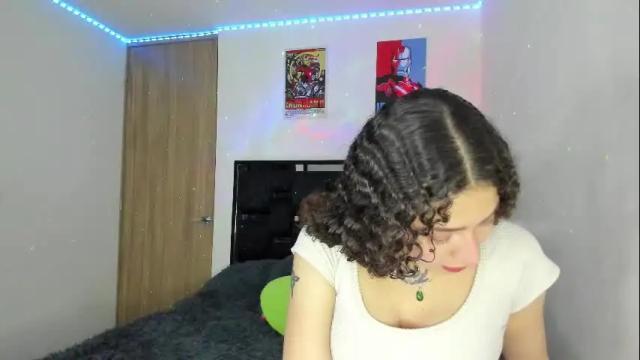 Image 3 of alice_martinez_ Stream on Chaturbate on 9 days ago