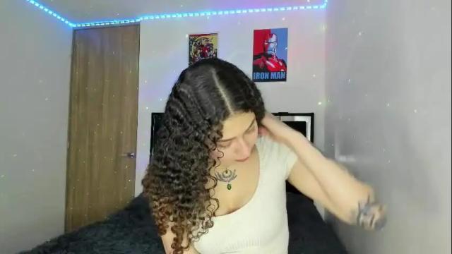 Image 6 of alice_martinez_ Stream on Chaturbate on 9 days ago