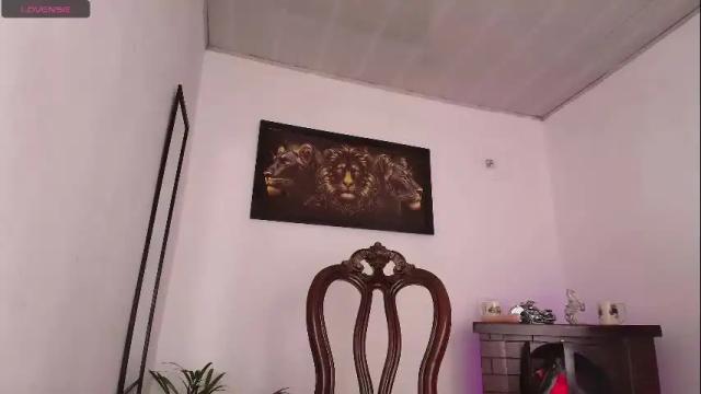 Image 6 of alice_massiel Stream on Chaturbate on 6 months ago