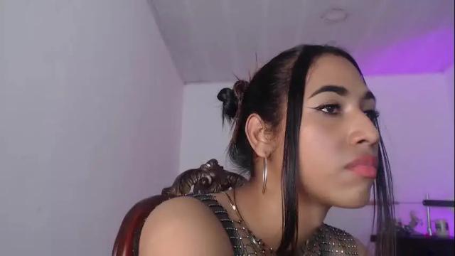 Image 3 of alice_massiel Stream on Chaturbate on 5 months ago