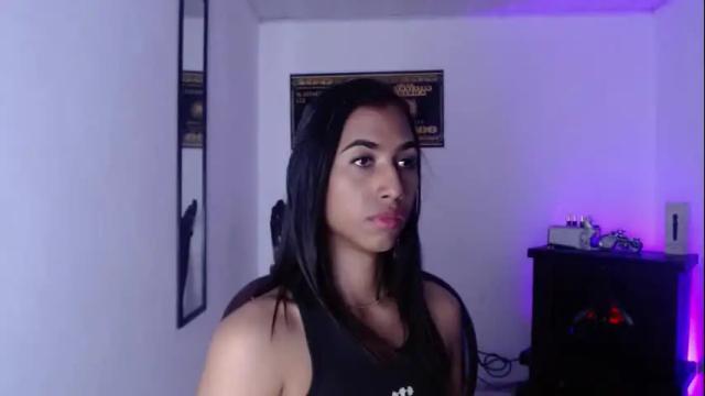 Image 4 of alice_massiel Stream on Chaturbate on 3 months ago
