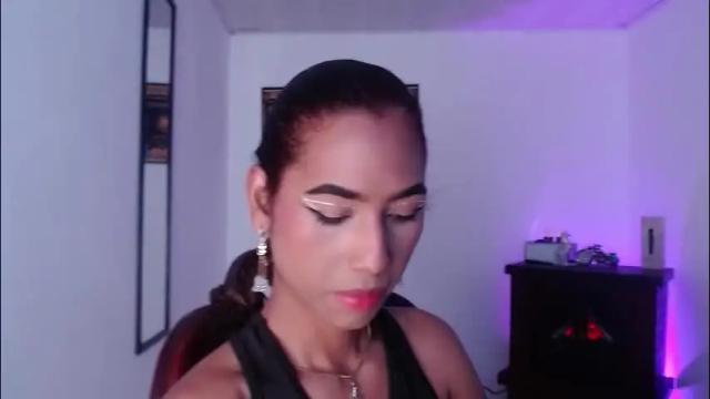 Image 2 of alice_massiel Stream on Chaturbate on 3 months ago