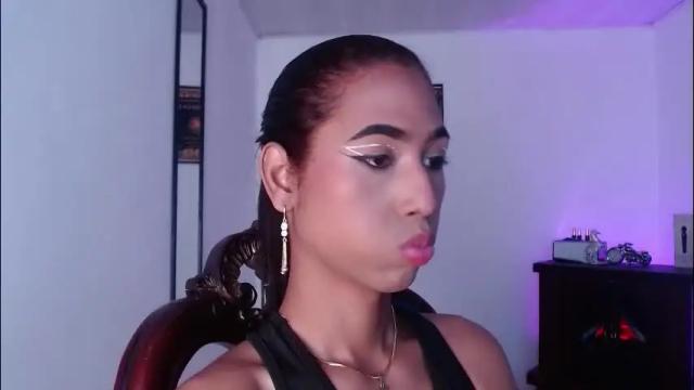 Image 7 of alice_massiel Stream on Chaturbate on 3 months ago