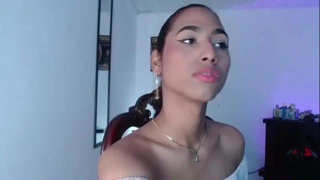 Image 10 of alice_massiel Stream on Chaturbate on 3 months ago