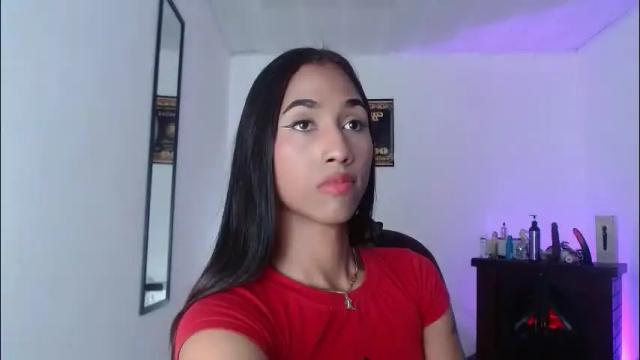 Image 12 of alice_massiel Stream on Chaturbate on 2 months ago