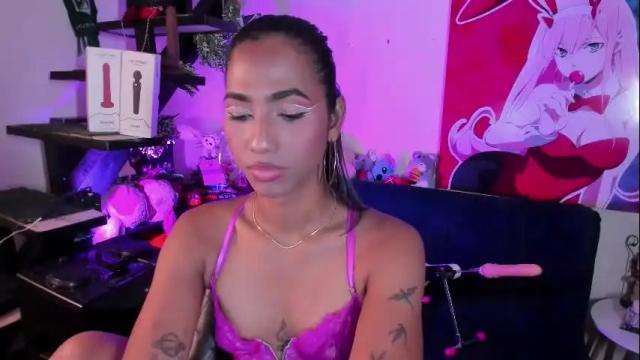 Image 12 of alice_massiel Stream on Chaturbate on 2 months ago