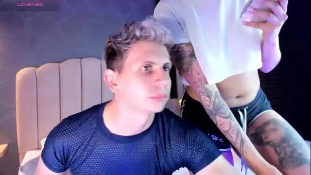 Image 3 of alice_n_mike Stream on Chaturbate on 5 months ago