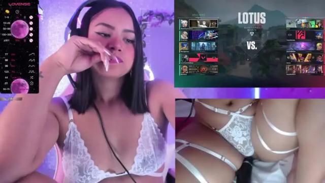Image 4 of alice_roys Stream on Chaturbate on 15 months ago
