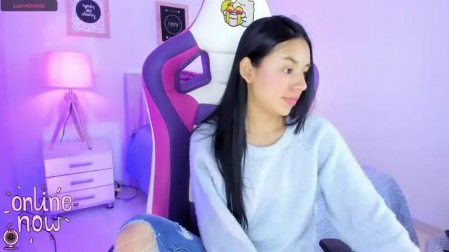 Image 6 of alice_sandoval_ Stream on Chaturbate on 19 months ago