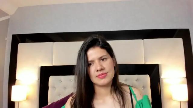 Image 4 of alice_smith_28 Stream on Chaturbate on 15 months ago