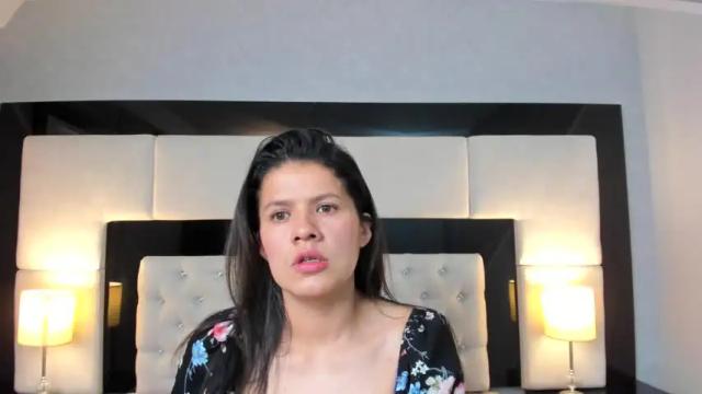 Image 4 of alice_smith_28 Stream on Chaturbate on 15 months ago