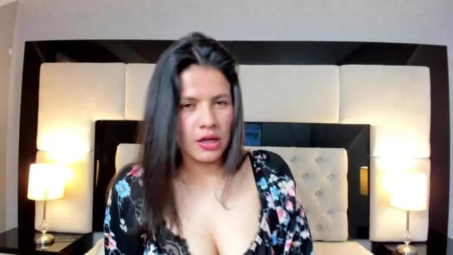 Image 11 of alice_smith_28 Stream on Chaturbate on 14 months ago