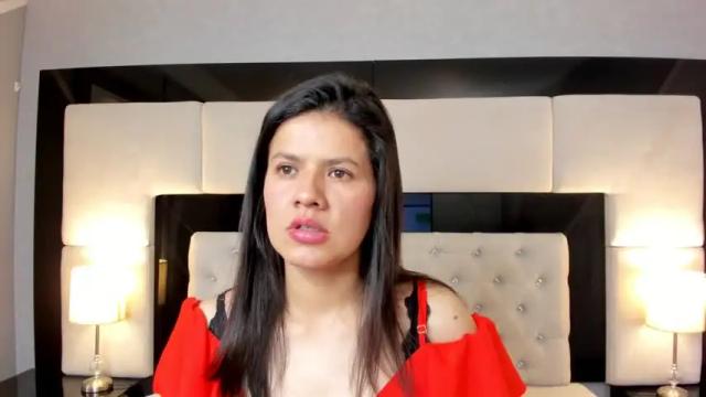 Image 8 of alice_smith_28 Stream on Chaturbate on 14 months ago