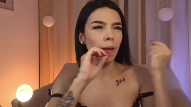 Image 12 of alice_steffen Stream on Chaturbate on 6 days ago