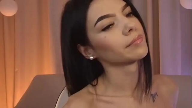 Image 3 of alice_steffen Stream on Chaturbate on 6 days ago