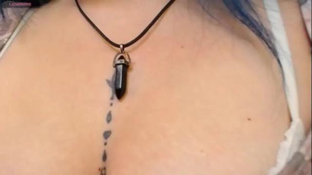 Image 3 of alice_sweetmomma Stream on Chaturbate on 1 month ago